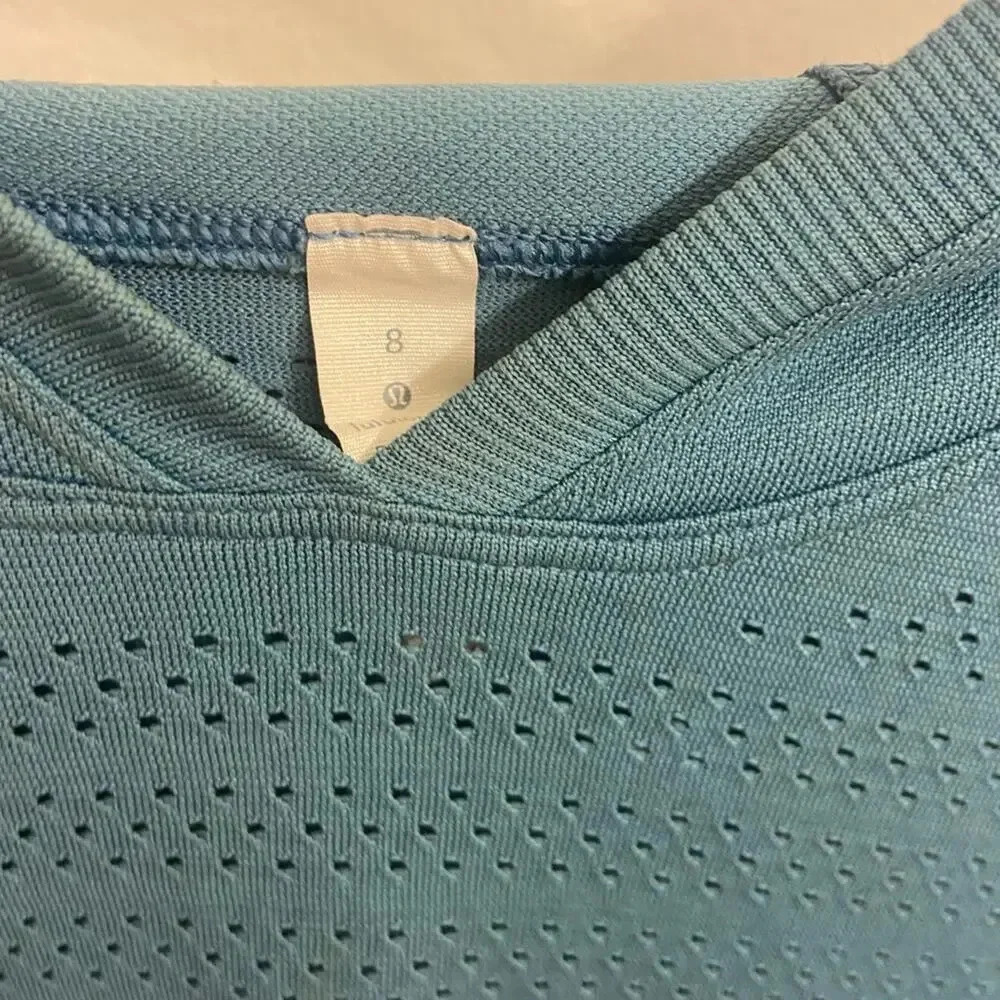 Lululemon Breeze By Hooded Tank Squad Persian Blue Size 8 - Picture 5 of 5